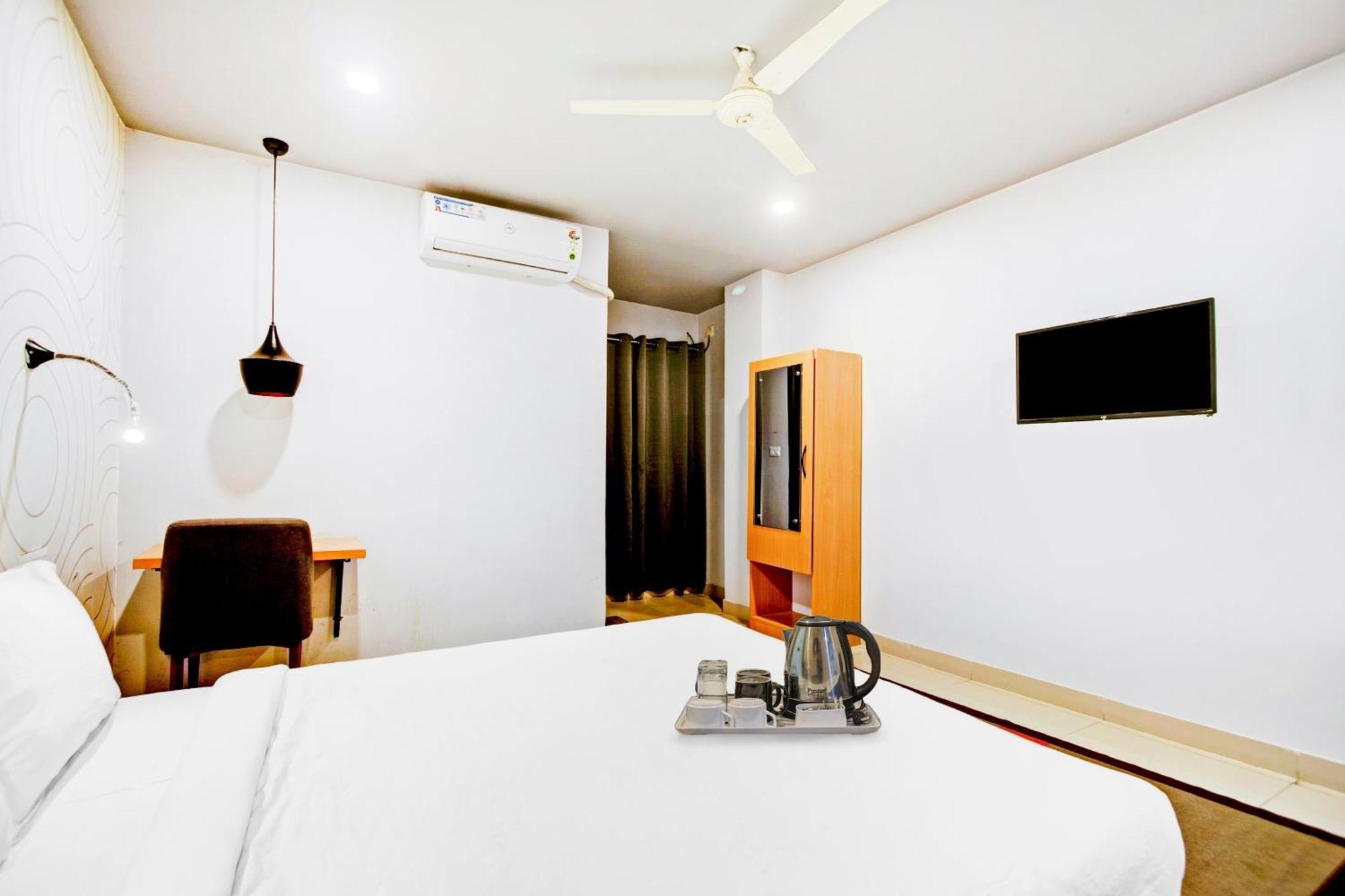 Townhouse Volga Homes Kaharpara Kültér fotó